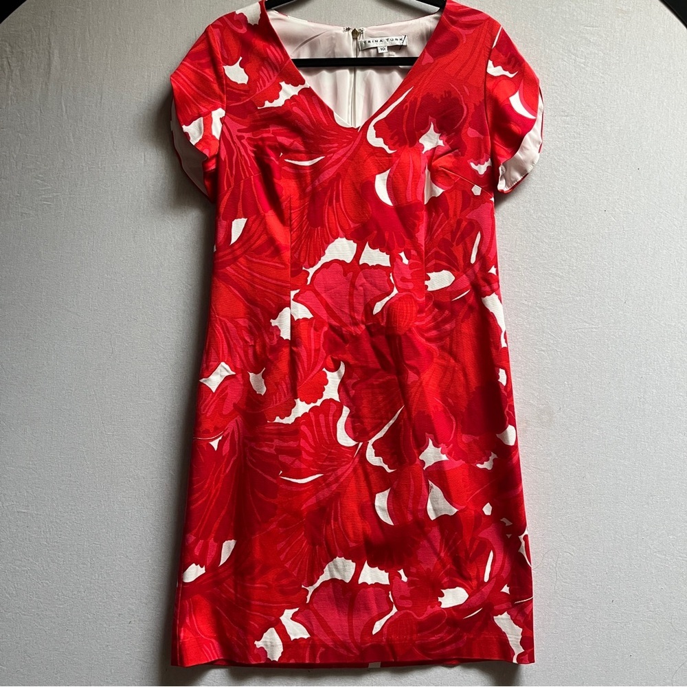 Trina Turk Vibrant Red Floral V-Neck Shift Dress Sz 10